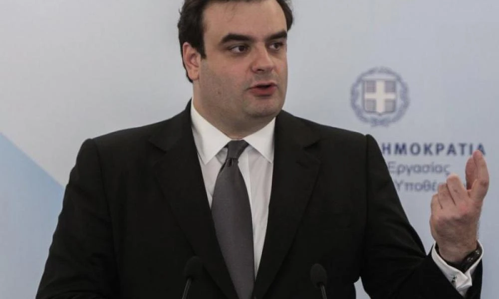 Αυξήσεις σε Δημόσιο και ένστολους – Μισθοί συνδεδεμένοι με τον κατώτατο - Όσα είπε ο Πιερρακάκης